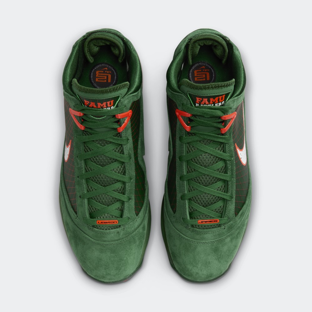 FAMU x Nike LeBron 7 Gorge Green Sneaker Style For Fan Unisex T-Shirt -  Mugteeco