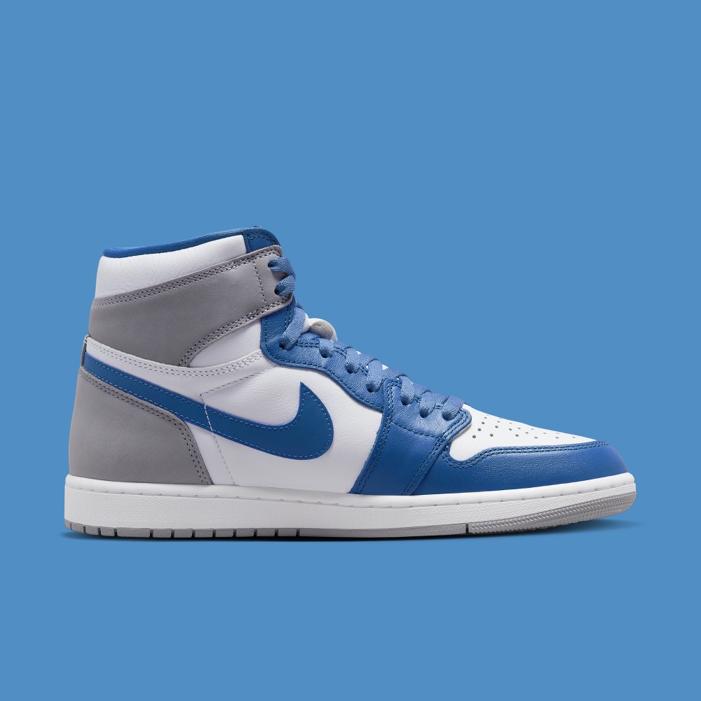 Air Jordan 1 Retro High OG True Blue