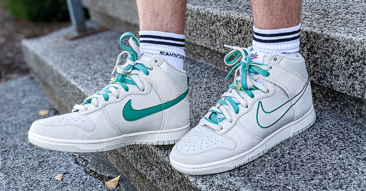 Nike dunk outlet first release