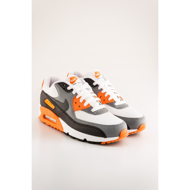 Air Max 90 Essential 537384 128 Grailify