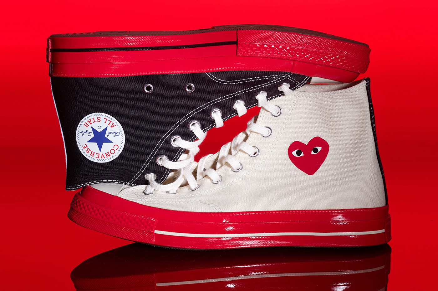 Converse with heart clearance logo