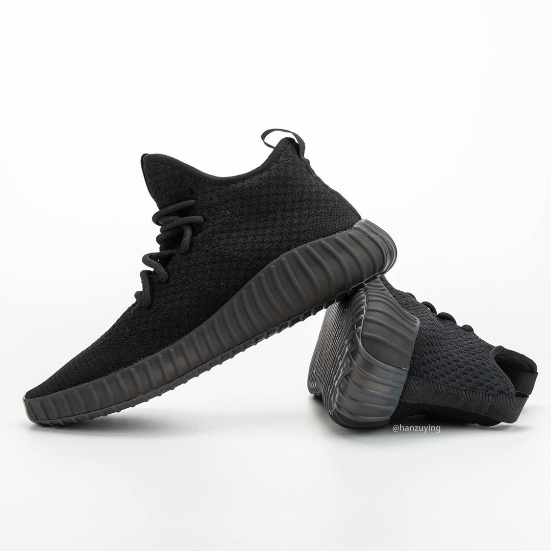 Adidas yeezy boost 2025 650 triple black