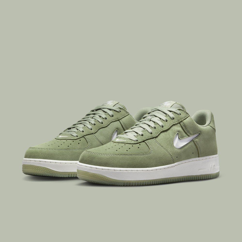 Nike Air Force 1 '07 LV8 Metallic Swoosh Pack - Oil Green