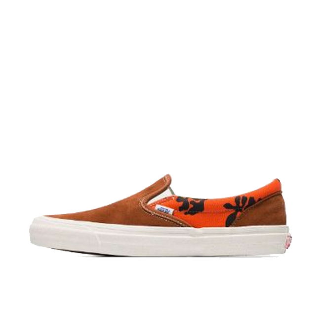 Vans modernica hotsell slip on