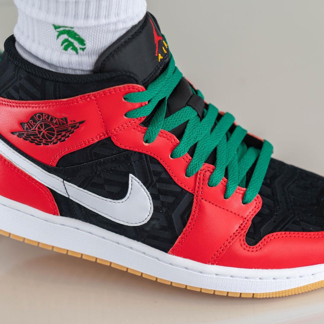 Get Into the Christmas Spirit with This Air Jordan 1 Mid | Grailify