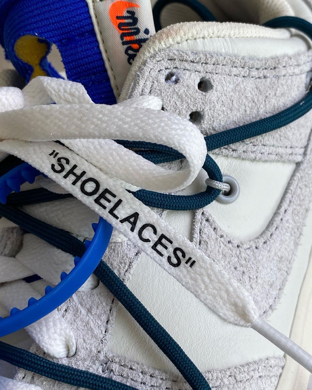 Off-White x Nike Dunks to Be Sent Randomly to Exclusive Access