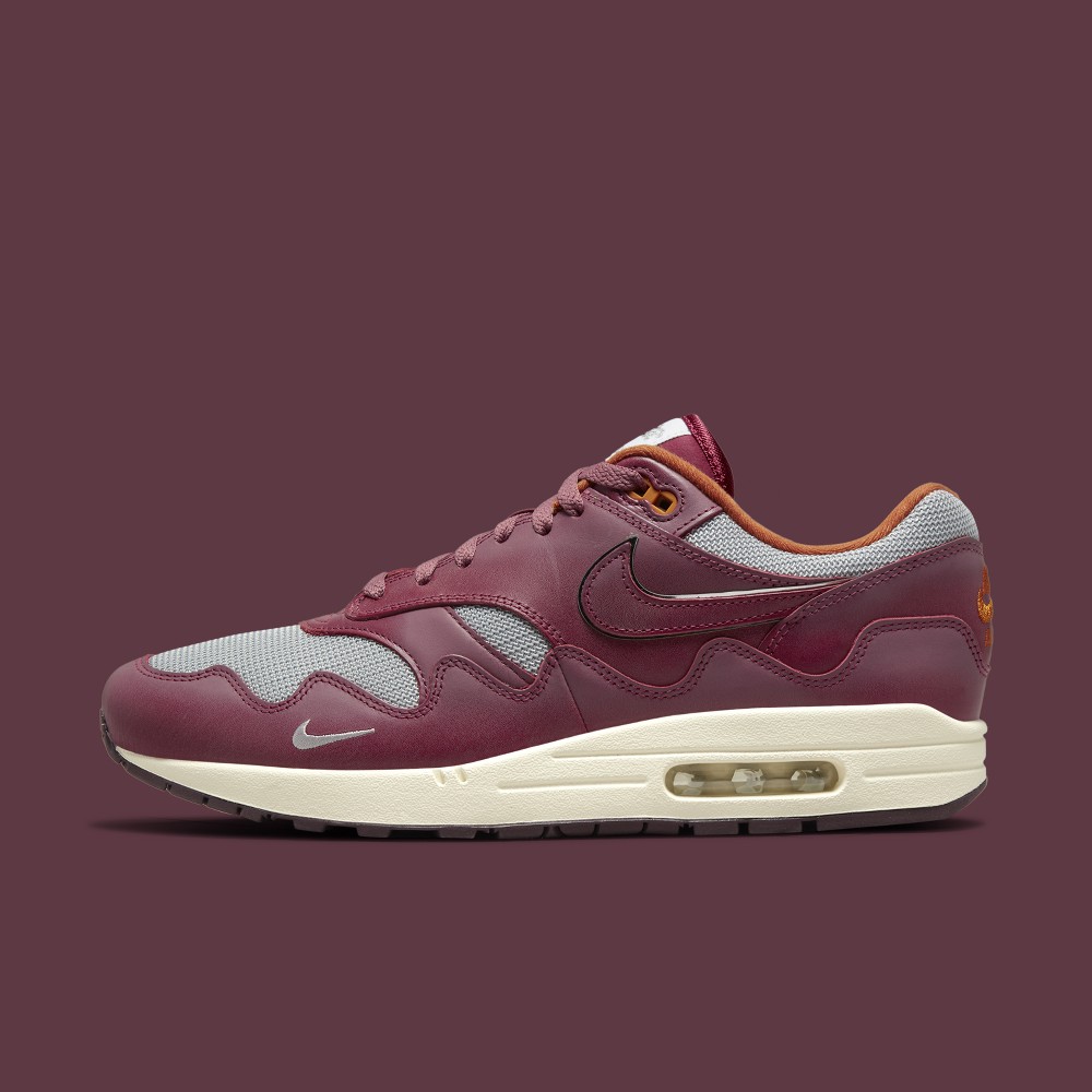 Air Max 1 / Patta Metallic Silver/Rush Maroon