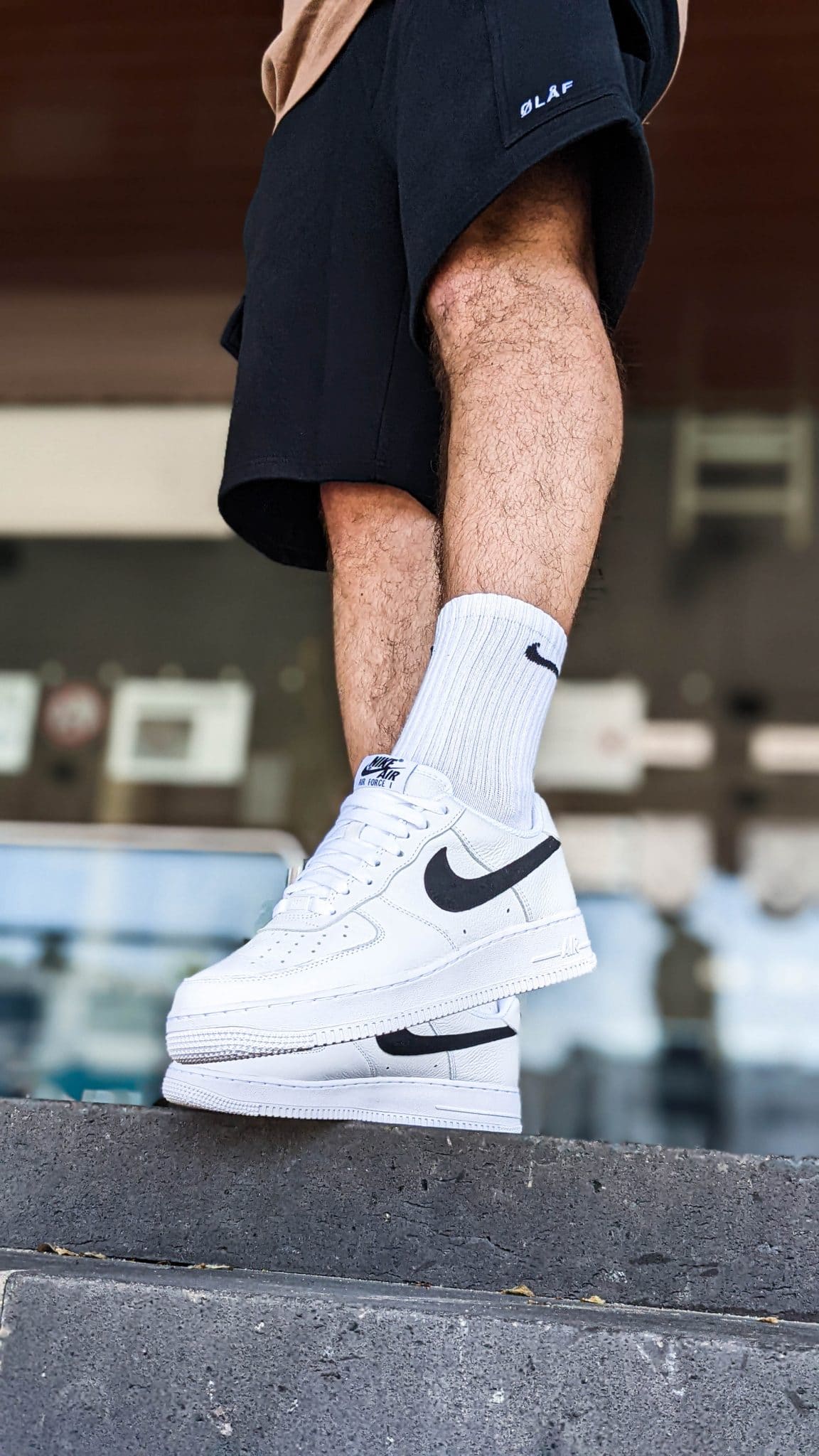 GeekSneaker] Nk Air Force 1 Low '07 LV8 40th Anniversary White Black  Sneakers In White