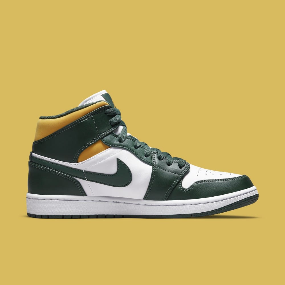 Jordan 1 green yellow black white best sale