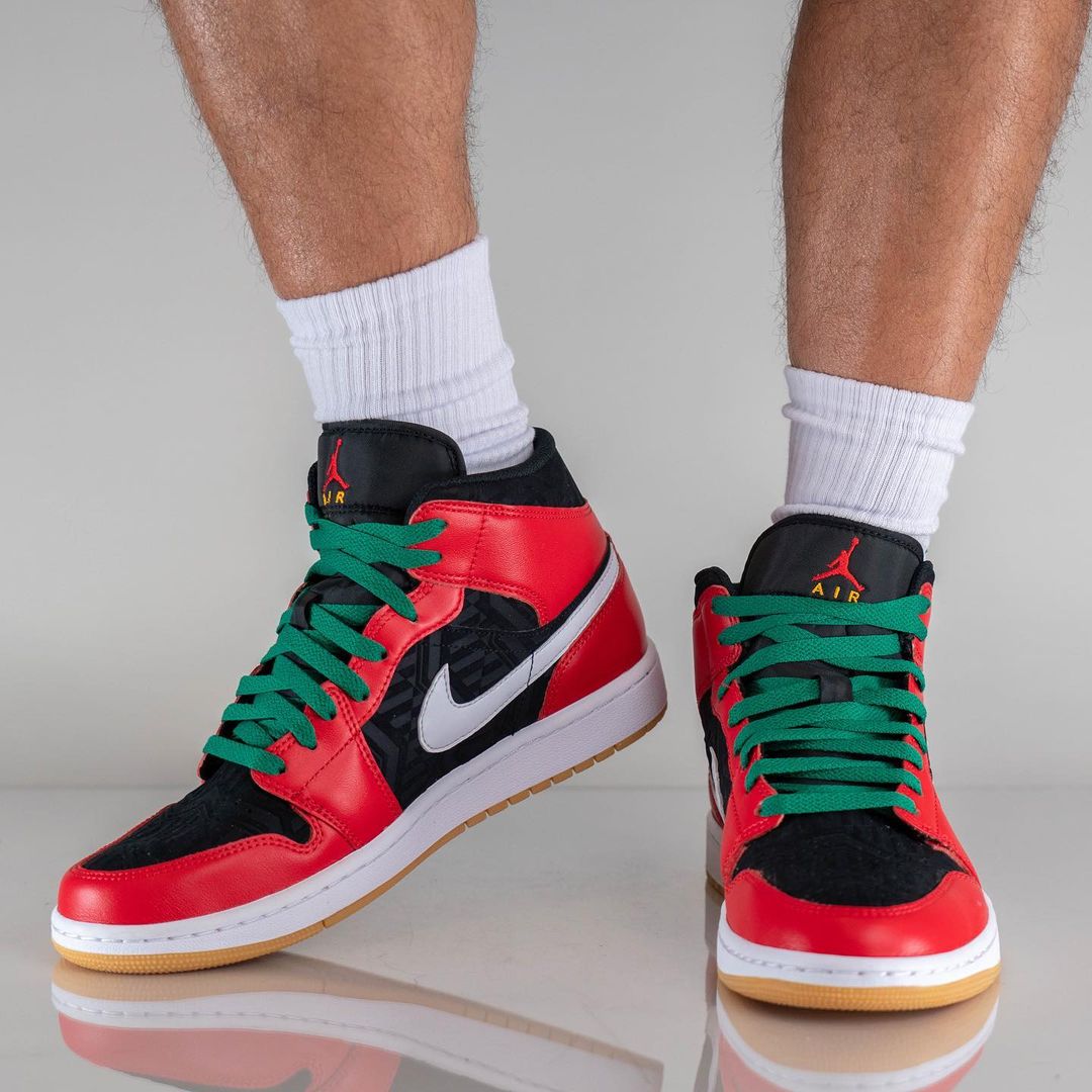 Get Into the Christmas Spirit with This Air Jordan 1 Mid | Grailify