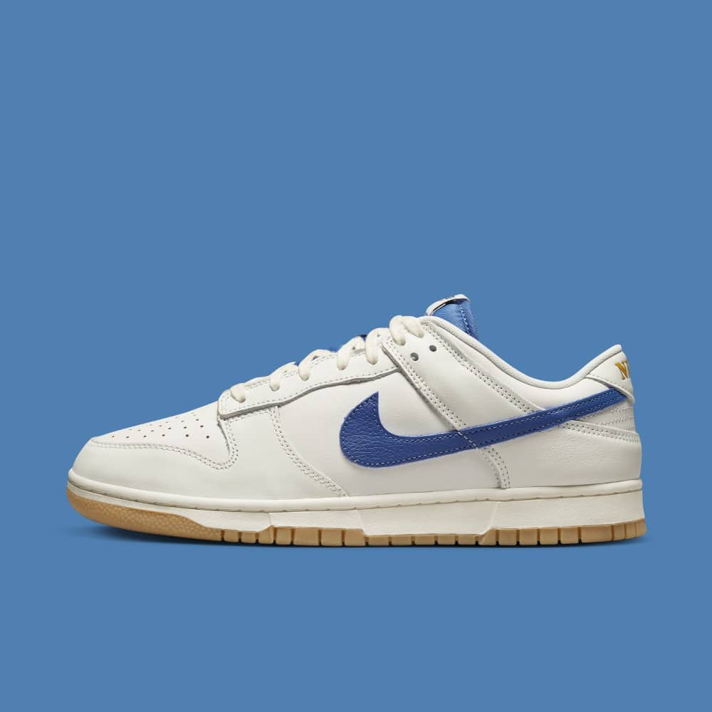 ponerse nervioso Náutico Examinar detenidamente A Casual Colourway on the Nike Dunk Low with a New Font | Grailify