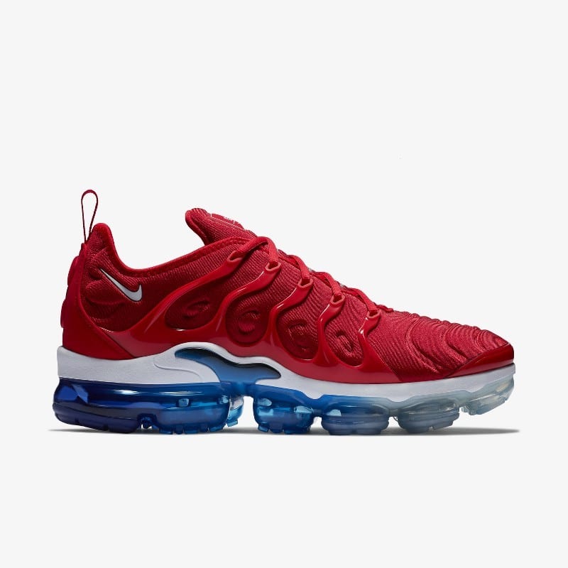 nike vapormax flyknit university red