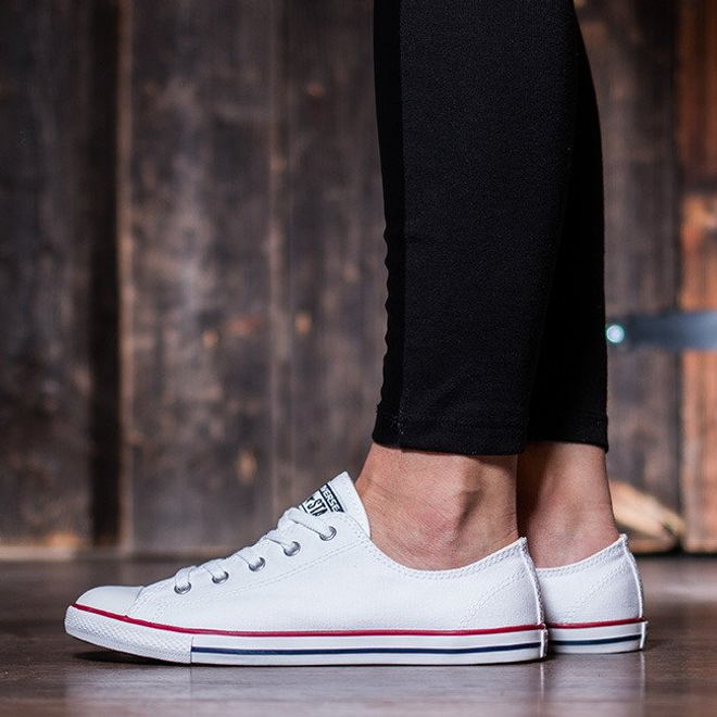 Dainty all shop star converse