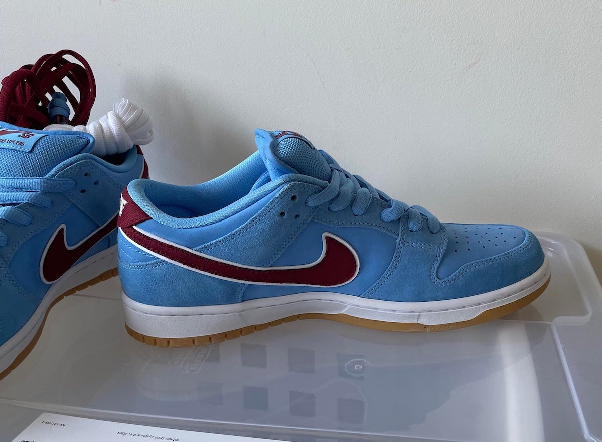 New Nike SB Dunk Low Phillies Gets Bubblegum Detail