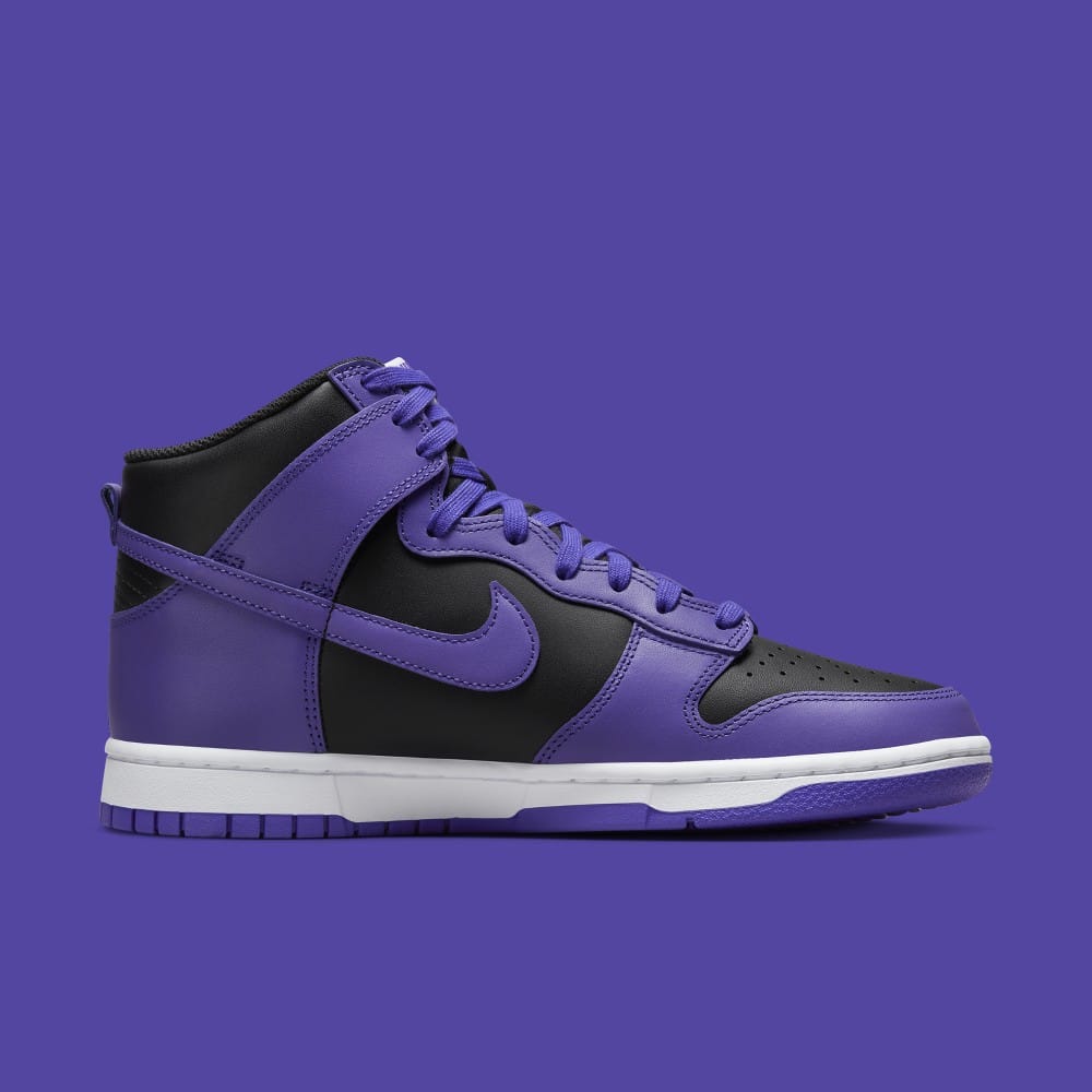 Purple and black on sale nike high tops