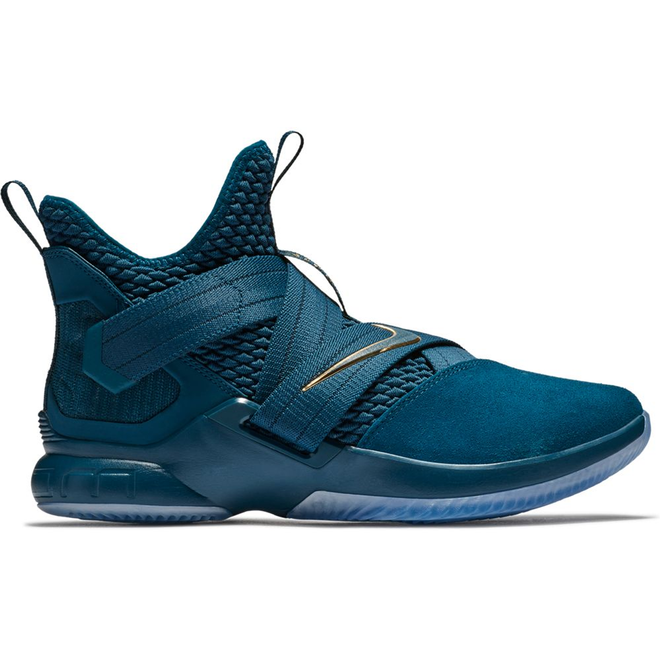 Mens lebron 2025 soldier 12