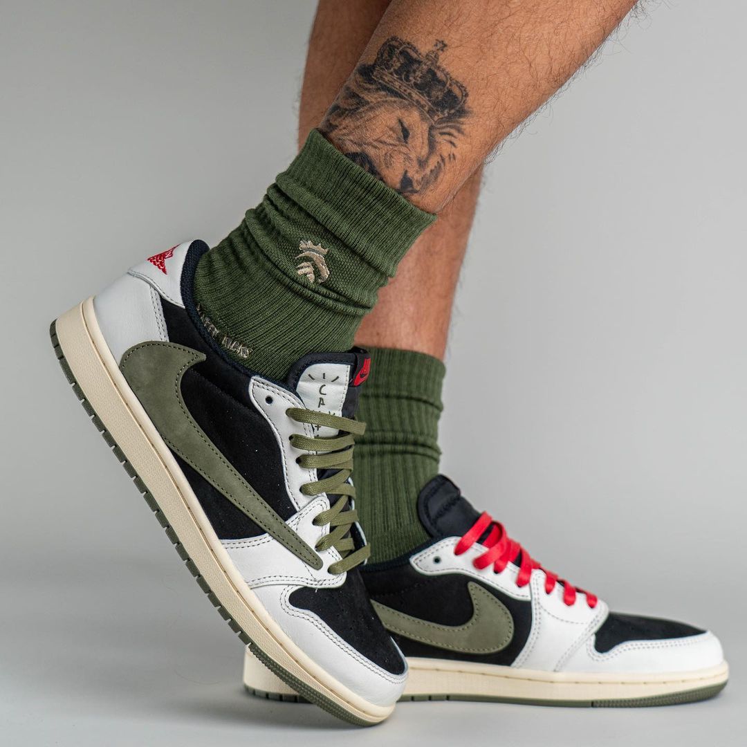 Is the Travis Scott x Air Jordan 1 Low OG WMNS 