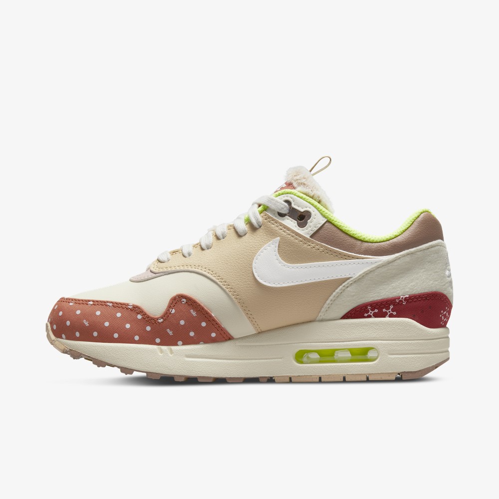 Median ghiont Comemorativ  The Nike Air Max 1 "Best Friend" Comes Exclusively to Asia | Grailify