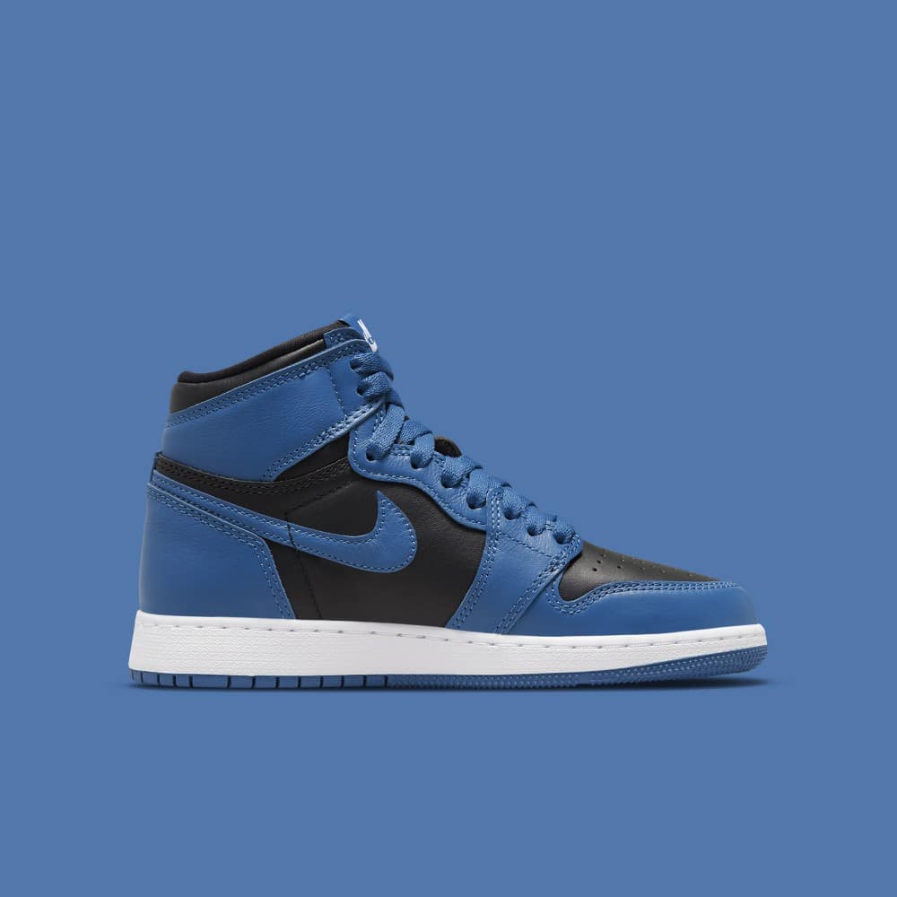 Light blue and outlet dark blue jordan 1