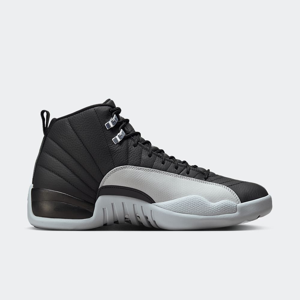 Jordan 12 classic best sale