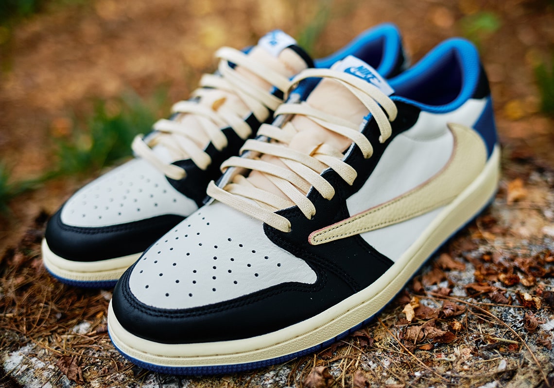 Official Images from the Travis Scott x fragment x Air Jordan 1 Low |