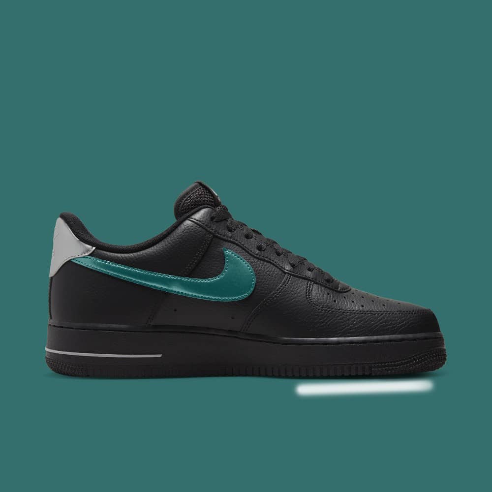 Nike air force 1 low black thunder hotsell men's shoes