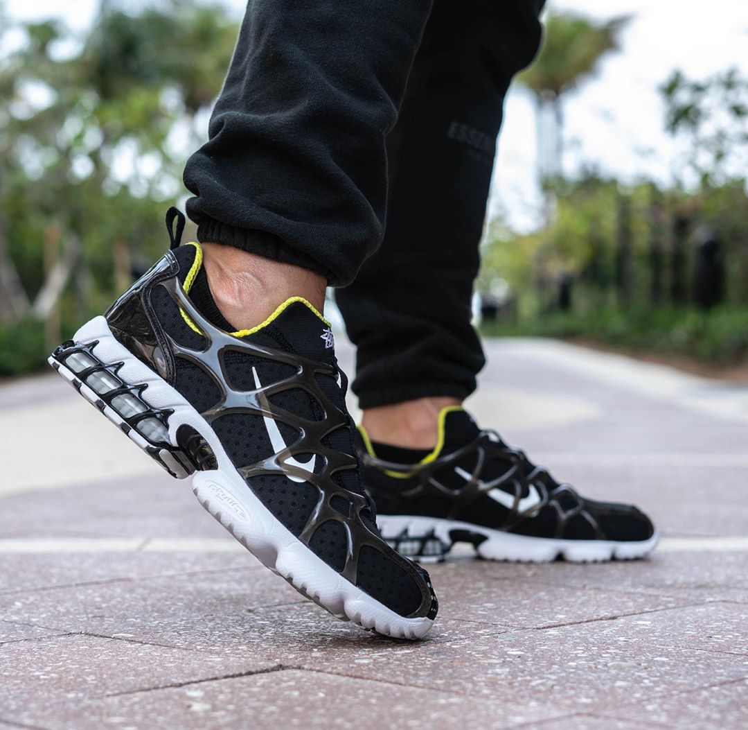 Nike air kukini spiridon discount cage 2 stussy black