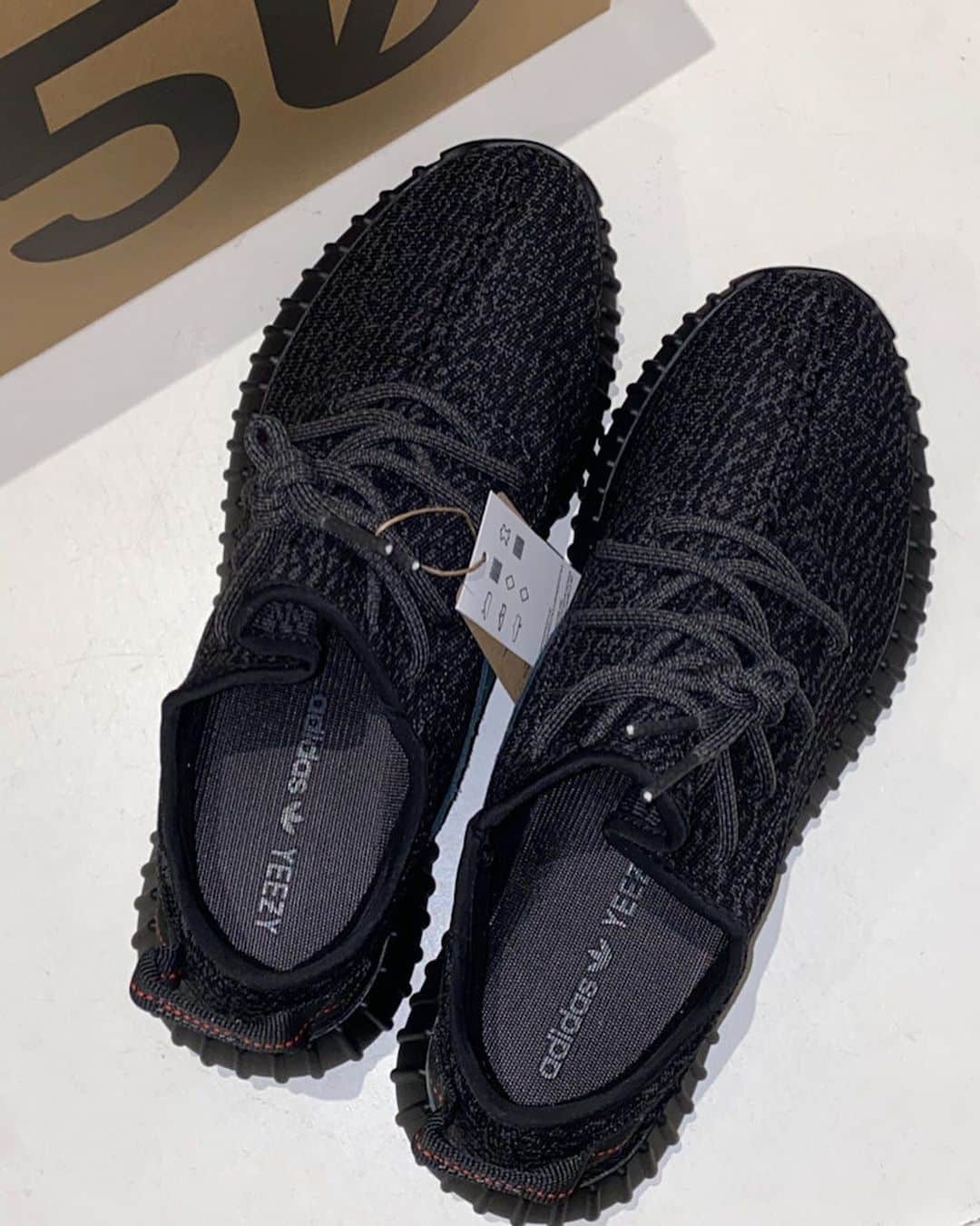 Nachstes Jahr kommt der adidas Yeezy Boost 350 Pirate Black zuruck