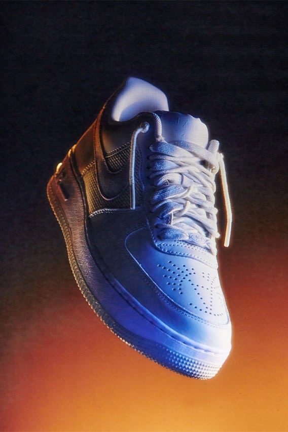 Light up nike air hotsell force ones