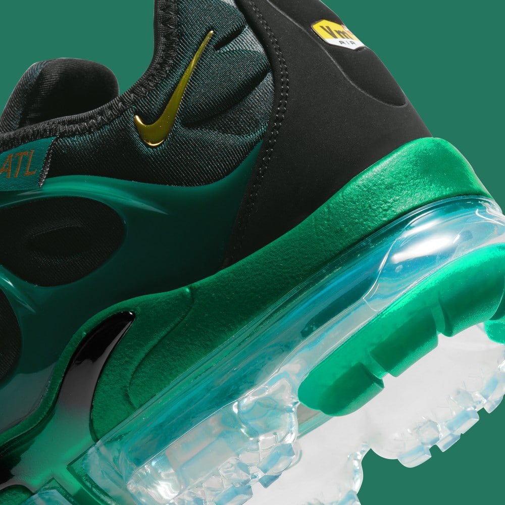 Nike vapormax plus green tea best sale