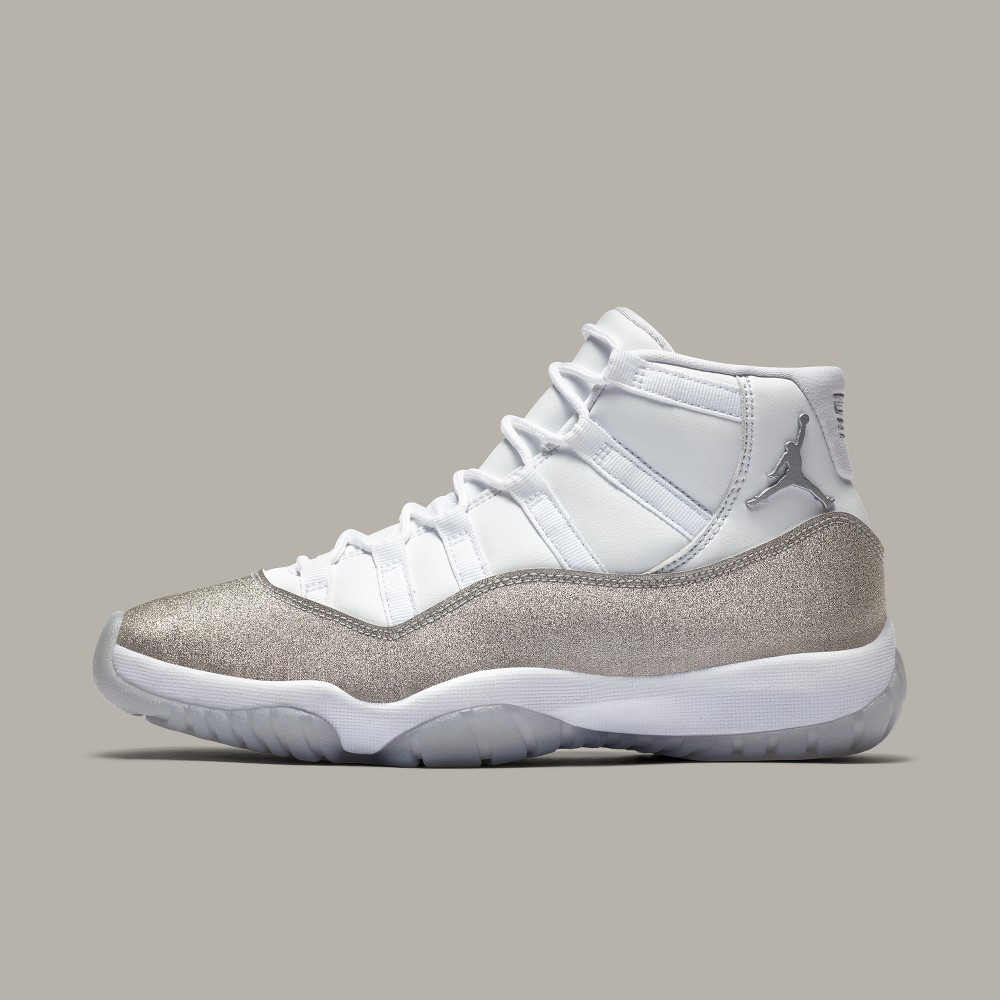 Nike glitter air jordan 11 retro in metallic clearance silver