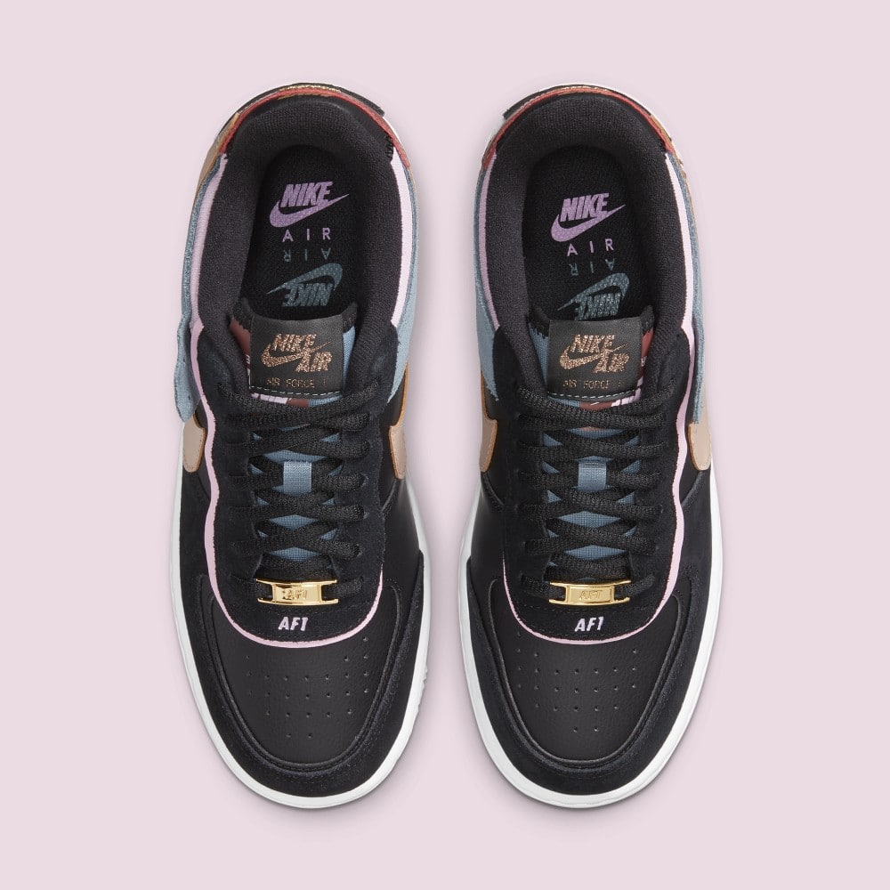 Nike air force hotsell 1 gold lace lock