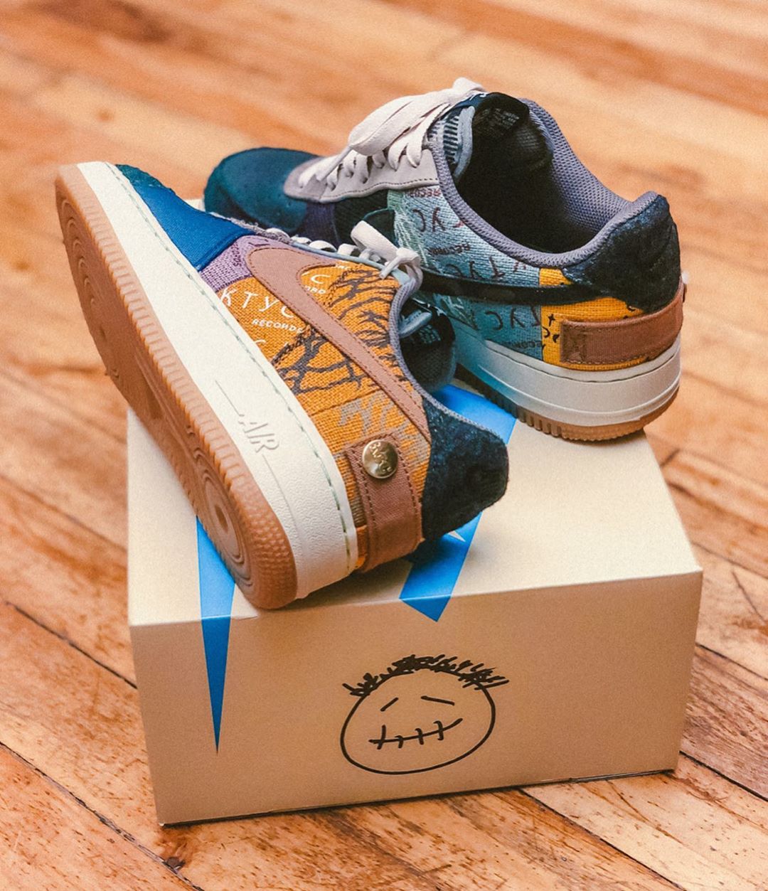 Special Shoe Box for Travis Scott x Nike Air Force 1 Cactus Jack
