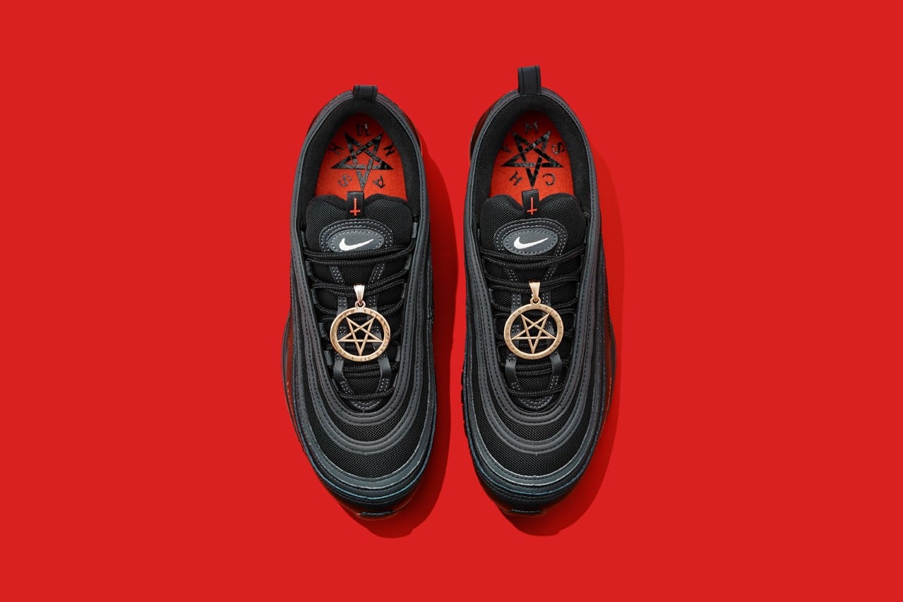 Кроссовки иисуса. Nike Air Max 97 Satan Lil nas x. Nike 97 666.