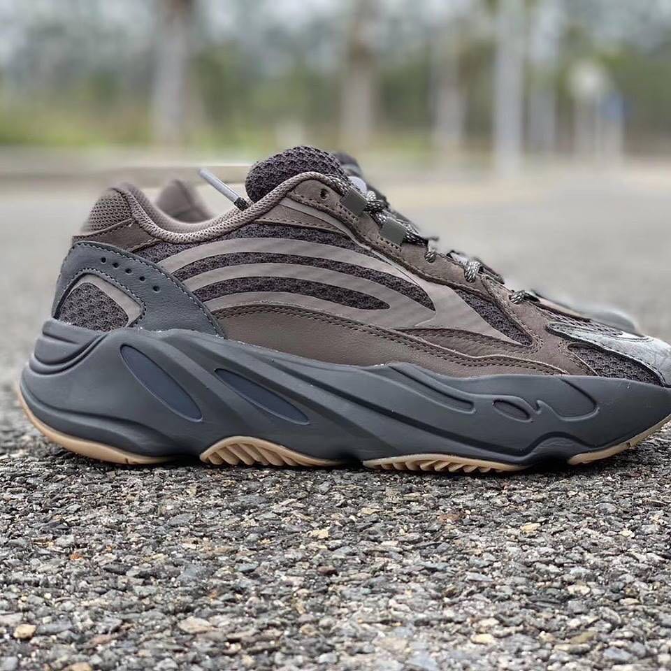 yeezy boost v2 geode