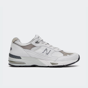 New Balance 991v1 "Dawn Blue" - Made in UK | M991FLB New Balance 991v1 "Dawn Blue" - Made in UK | M991FLB