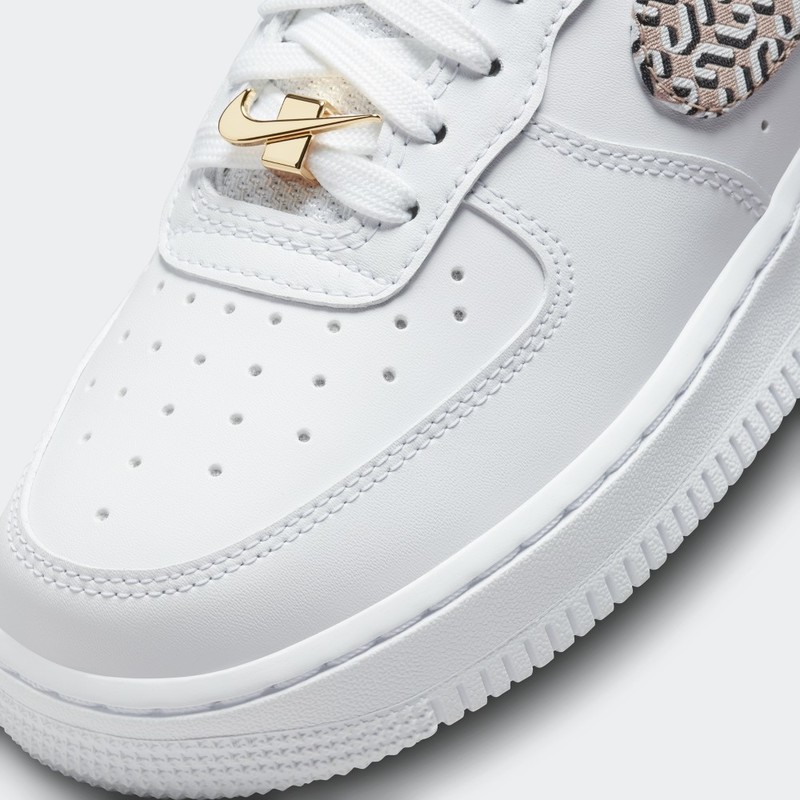 Nike Air Force 1 Low "United In Victory" | DZ2709-100