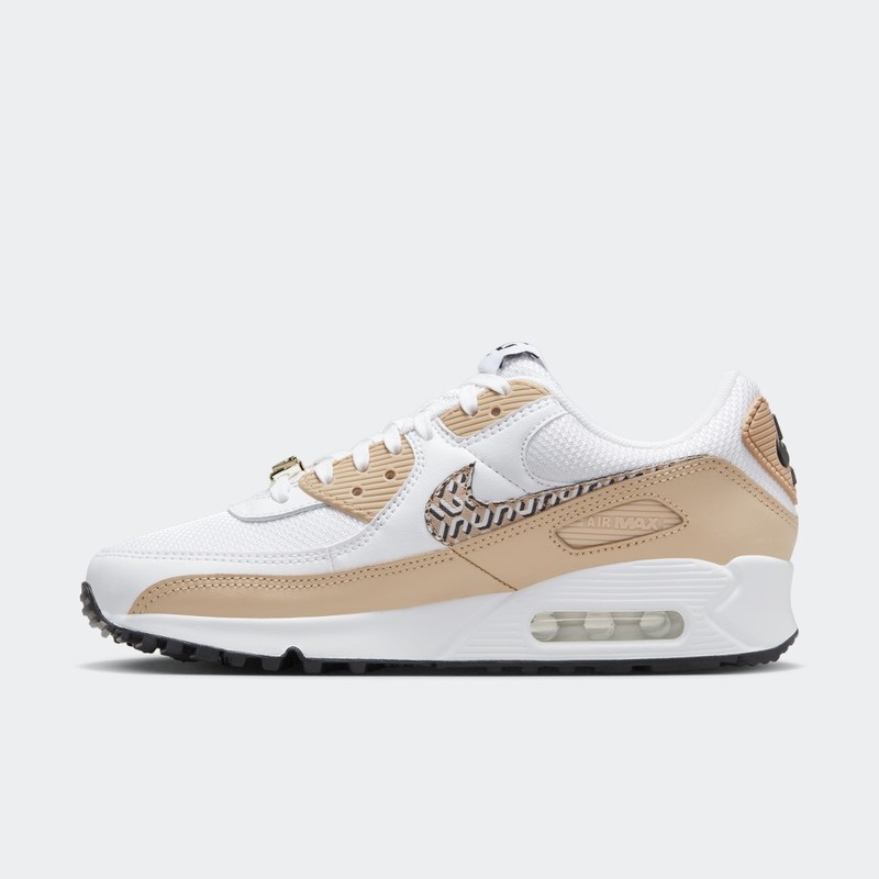 Nike Air Max 90 "United in Victory" | FB2617-100