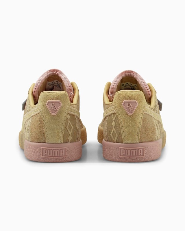 Dapper Dan x Puma Clyde "Pre-Game Runway Beige" | 392083-01