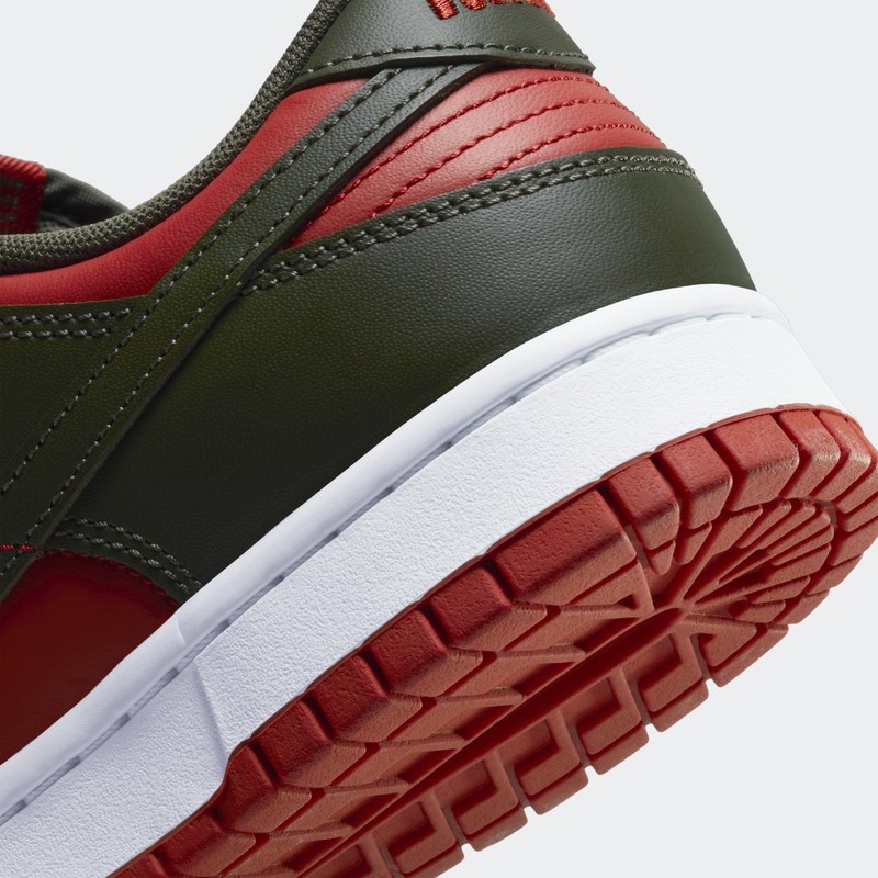 Nike Dunk Low "Mystic Red" | DV0833-600