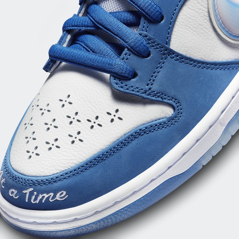 Born x Raised x Nike SB Dunk Low | FN7819-400