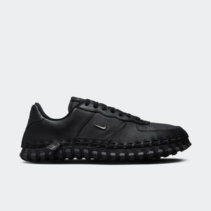 Jacquemus x Nike J Force 1 "Black" | DR0424-001 Jacquemus x Nike J Force 1 "Black" | DR0424-001