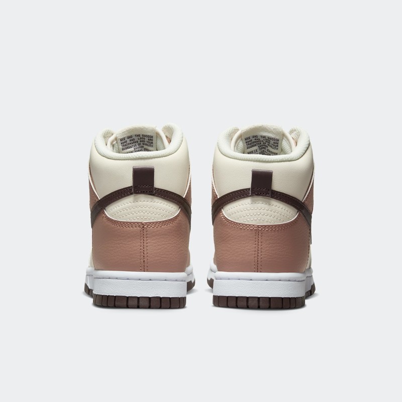 Nike Dunk High WMNS "Dusted Clay" | FQ2755-200