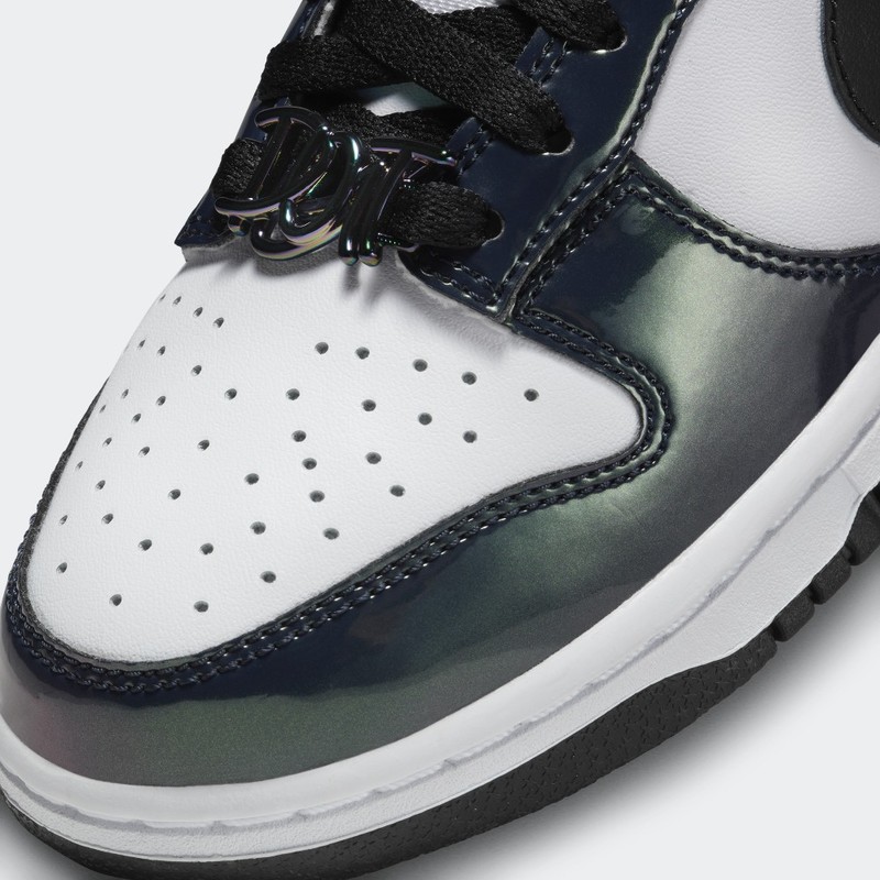 Nike Dunk Low SE "Just Do It" | FQ8143-001