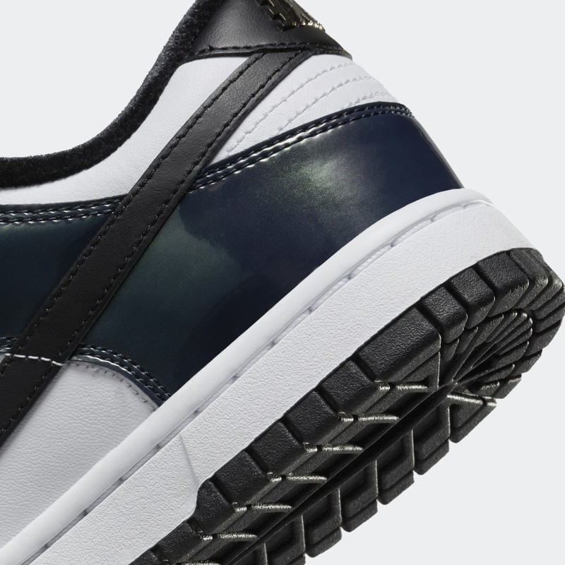 Nike Dunk Low SE "Just Do It" | FQ8143-001