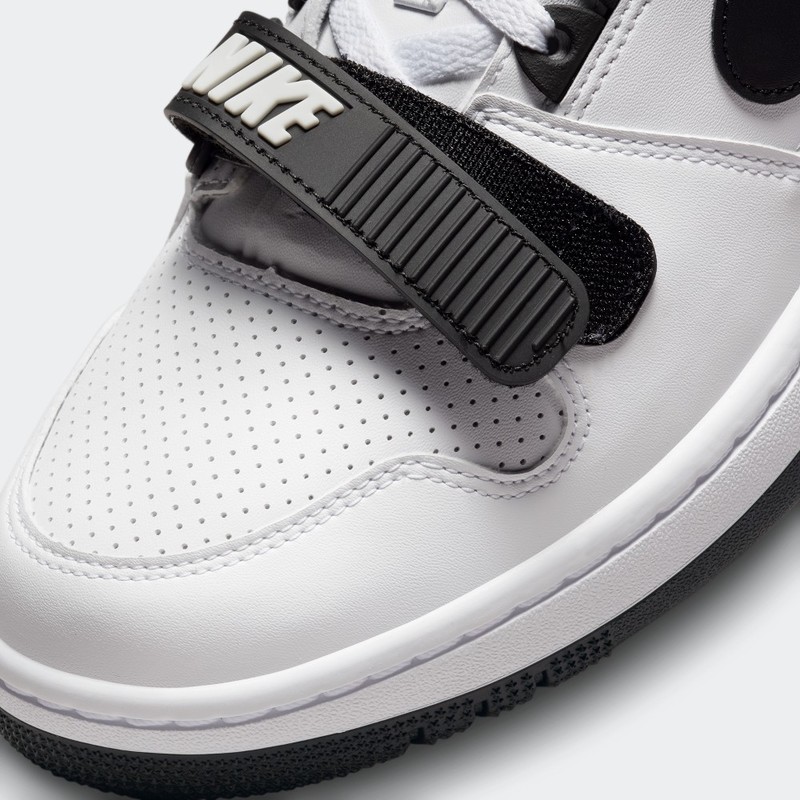 Billie Eilish x Nike Air Alpha Force 88 "White/Black" | DZ6763-102