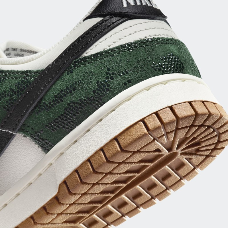 Nike Dunk Low "Green Snake" | FQ8893-397
