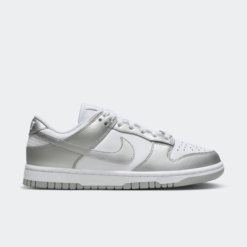 Nike Dunk Low "Metallic Silver" | FV1311-100