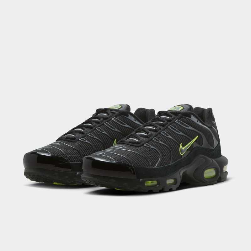 Nike Air Max Plus "Black Volt" | FQ2381-001
