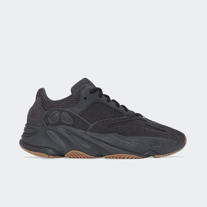adidas Yeezy 700 "Utility Black" | FV5304 adidas Yeezy 700 "Utility Black" | FV5304